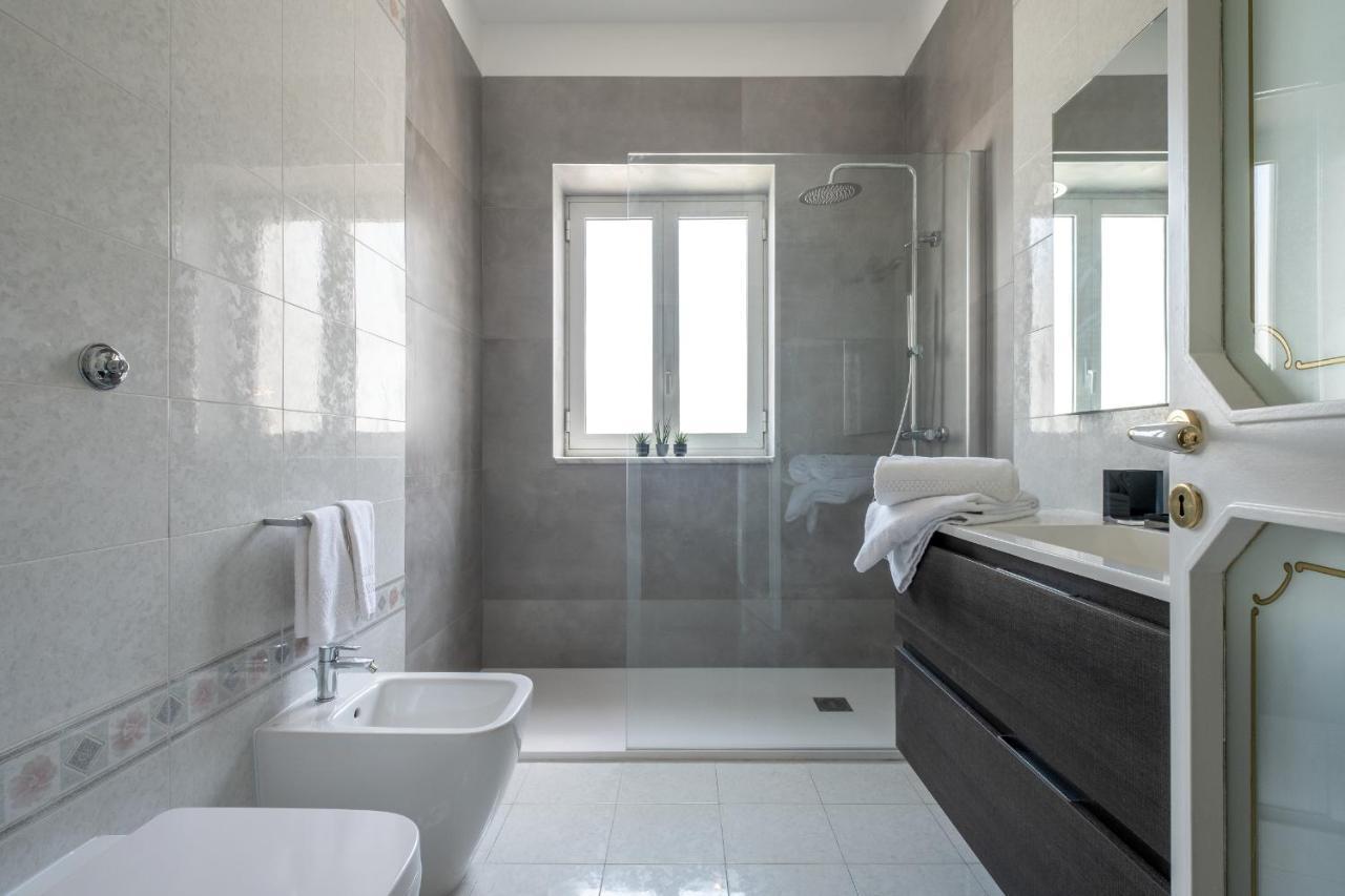 Sweet Life - Luxury Apartment-Suite-Rooms Bari Extérieur photo